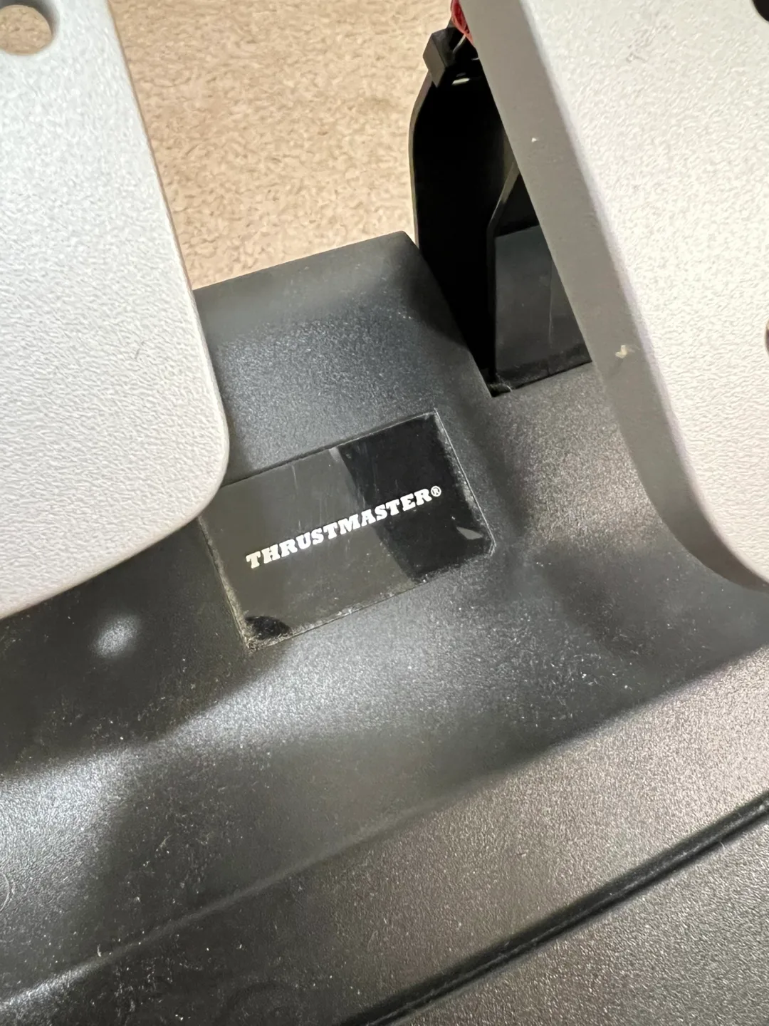 [SALE]Thrustmaster Ferrari Force Feedback Racing Wheel w/ Pedals image indicator(7)