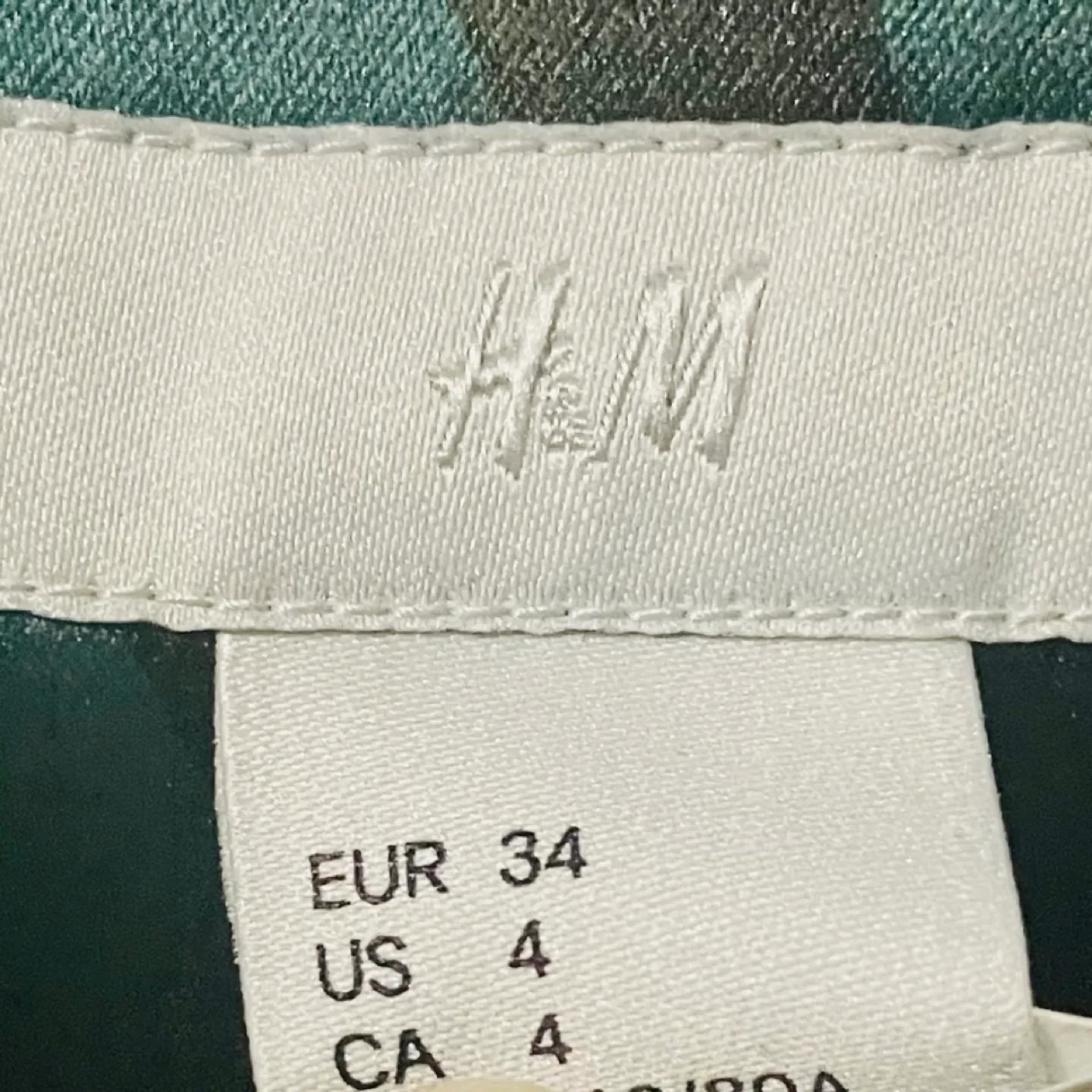 H&M Green Printed Pattern Jacket image indicator(7)