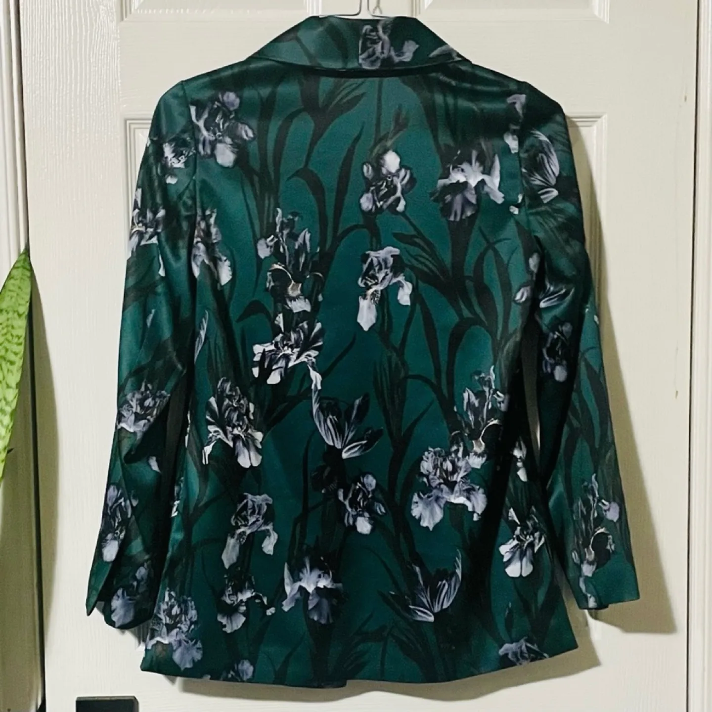 H&M Green Printed Pattern Jacket image indicator(4)