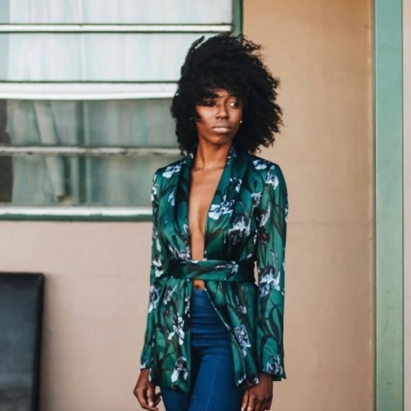 H&M Green Printed Pattern Jacket image indicator(9)