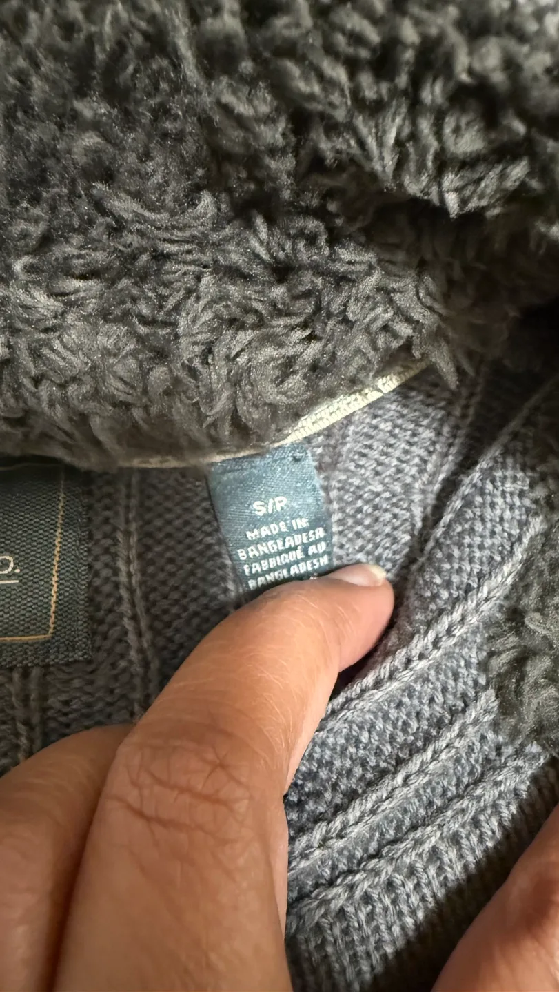 Crabtree & Evelyn Men's Ribbed Knit Sweater - Size S/P image indicator(2)