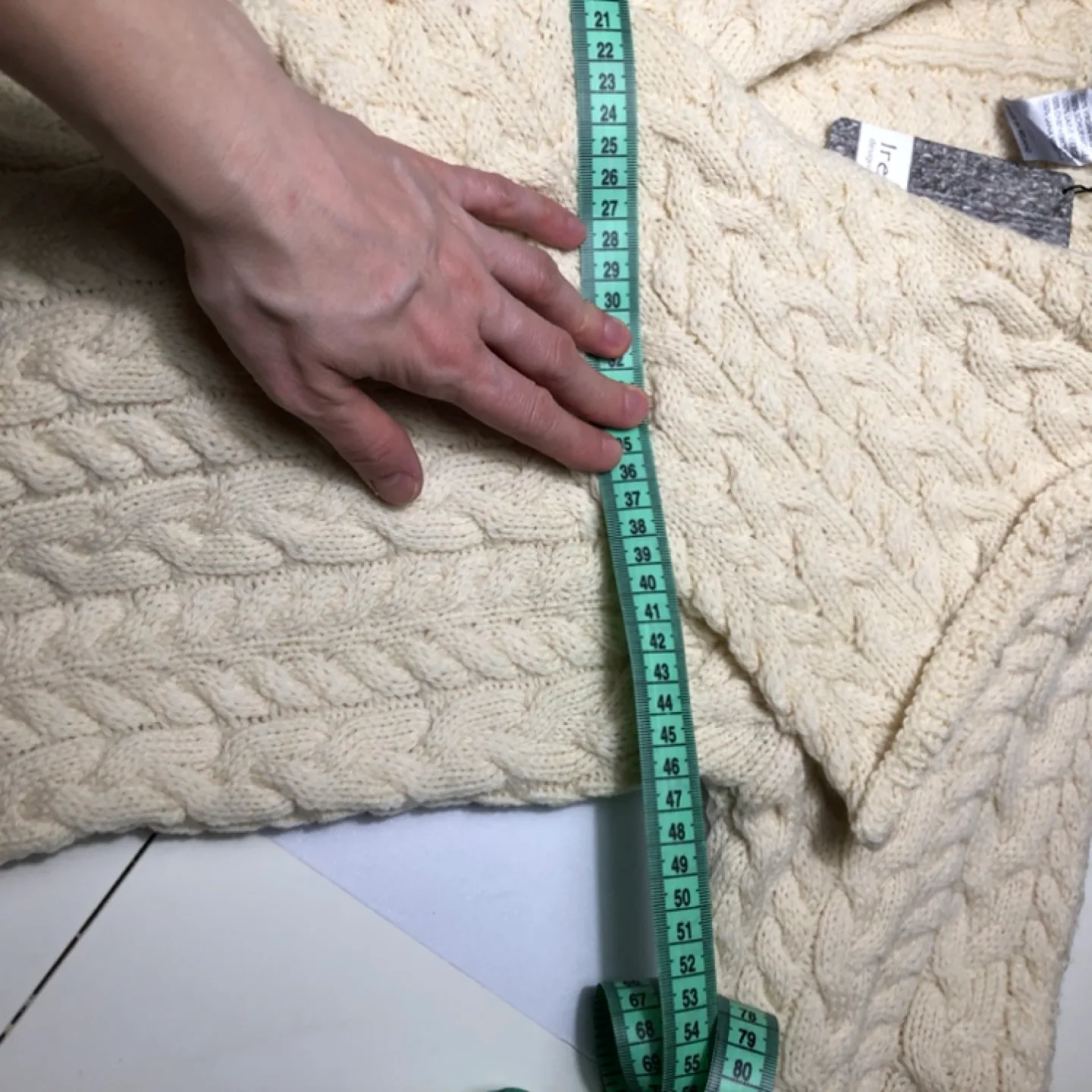 Ireland's Eye Aran Knit Cardigan - Size Small image indicator(7)