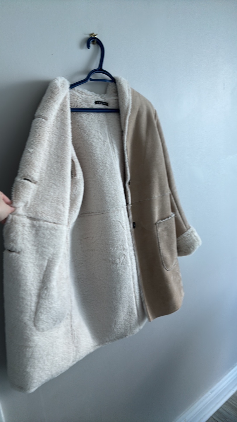 Long faux sherling jacket with hood - photo 3