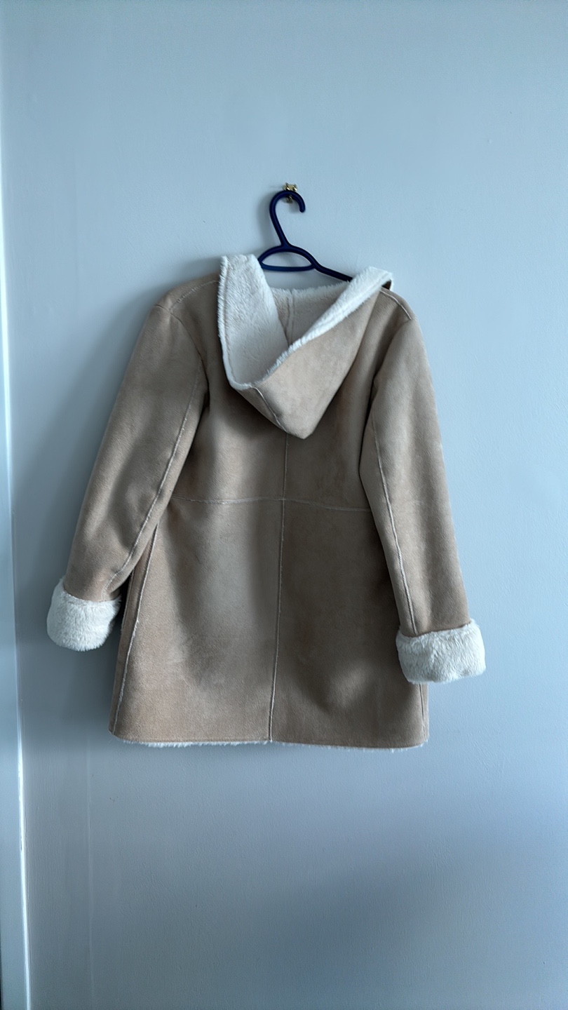 Long faux sherling jacket with hood - photo 4