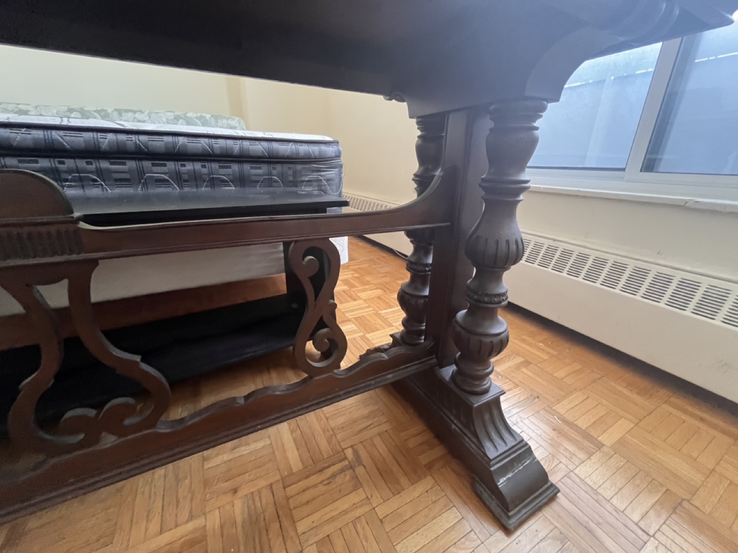 Stunning Antique Elizabethan or Tudor wooden foyer table - photo 5