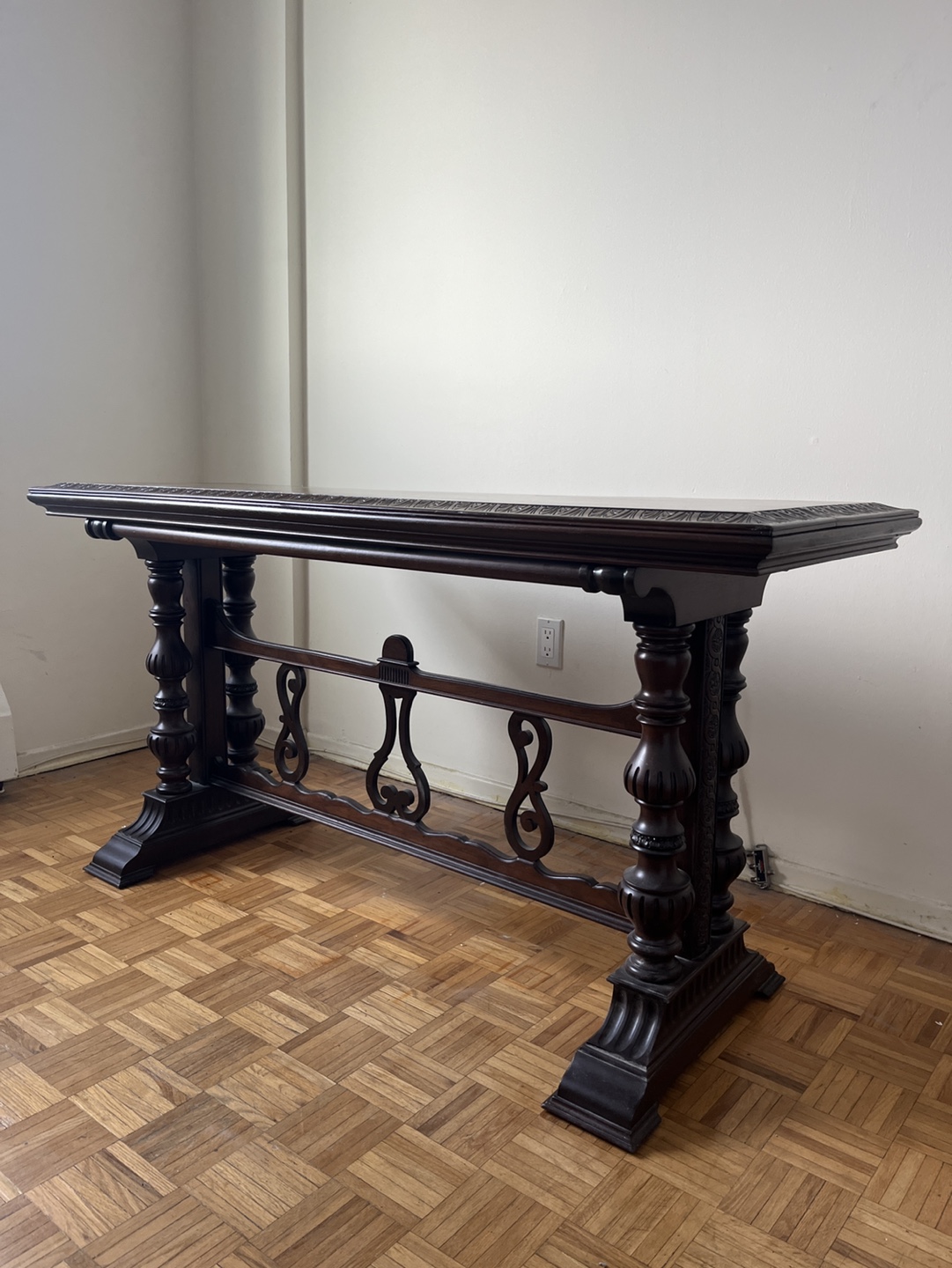 Stunning Antique Elizabethan or Tudor wooden foyer table - photo 2