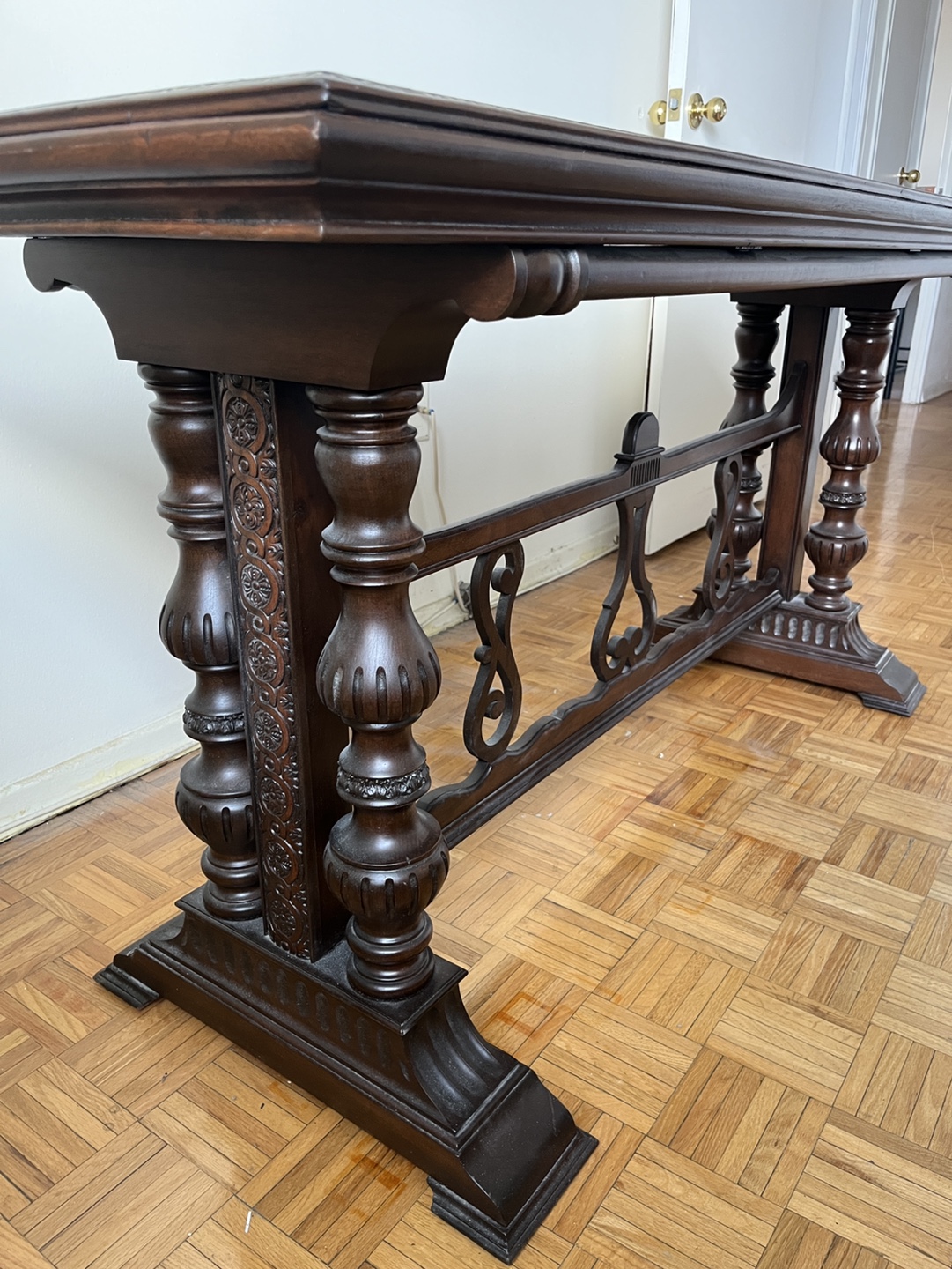 Stunning Antique Elizabethan or Tudor wooden foyer table