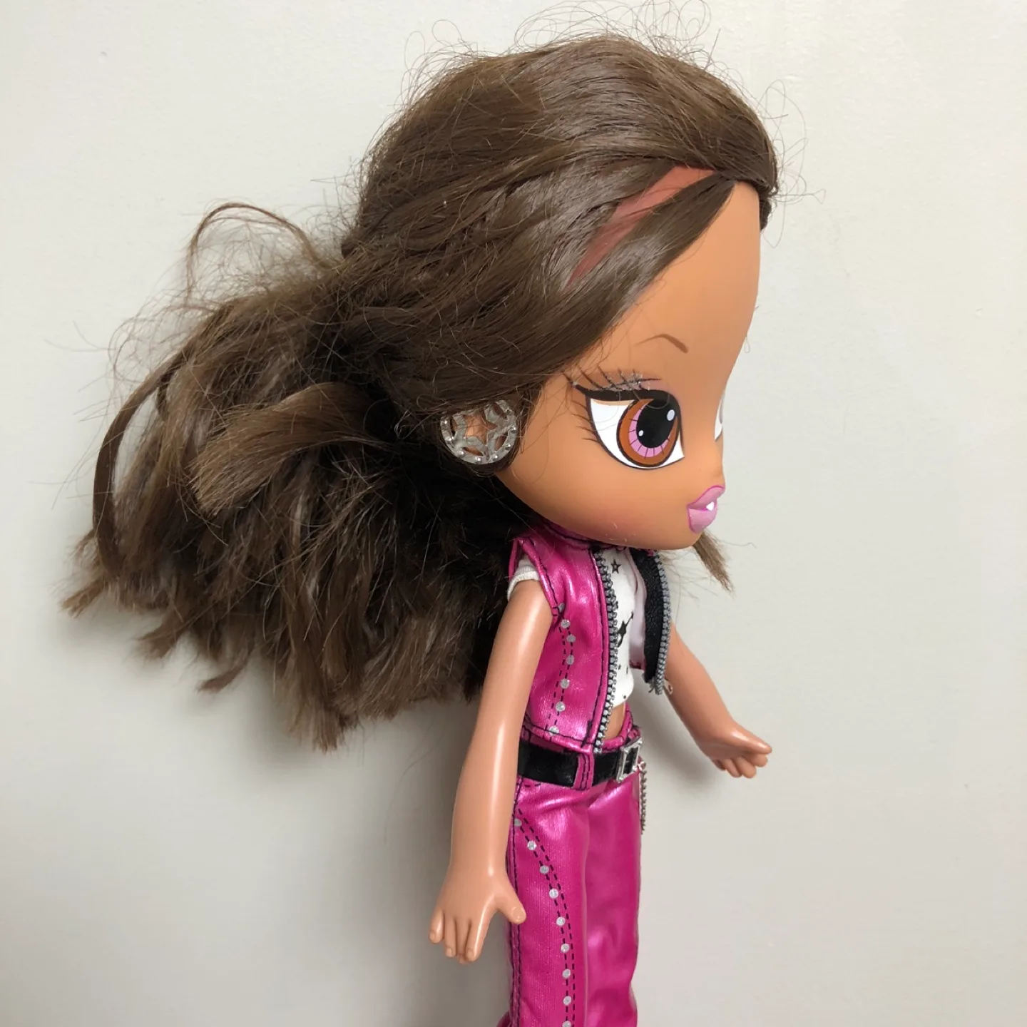 Bratz Big Kids Music Stars 14" Yasmin Doll image indicator(8)