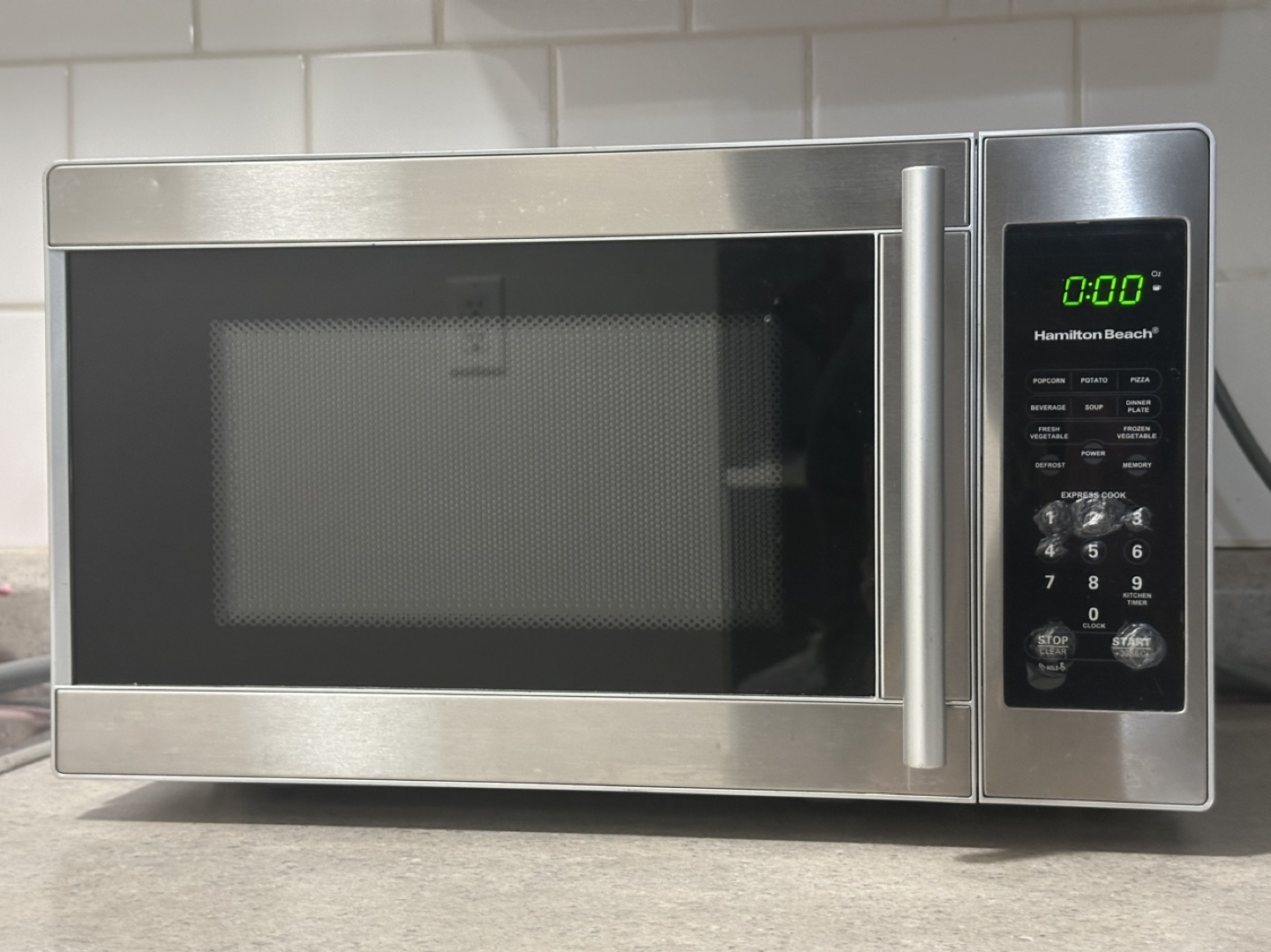 Hamilton Beach 0 7 cu ft Stainless Steel Microwave