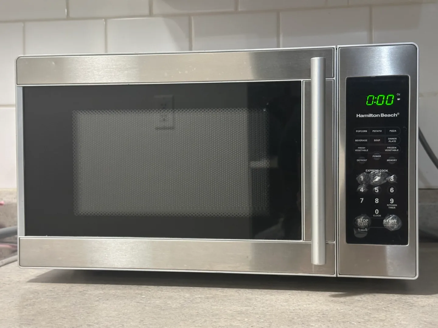 Hamilton Beach 0 7 cu ft Stainless Steel Microwave thumbnail