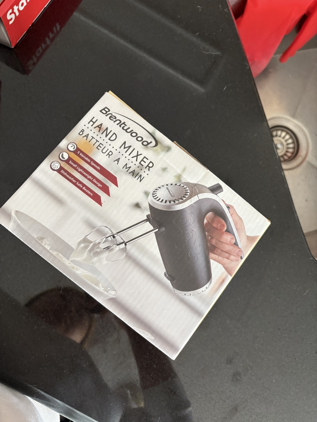 Brand New Brentwood Hand Mixer