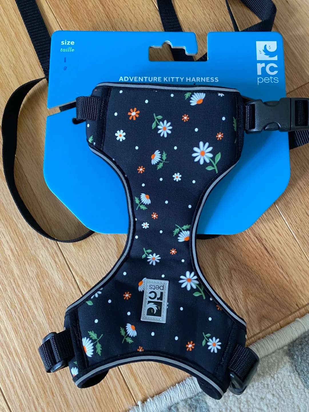 RC Pets Adventure Kitty Harness - Size Small - Daisy Print image indicator(2)
