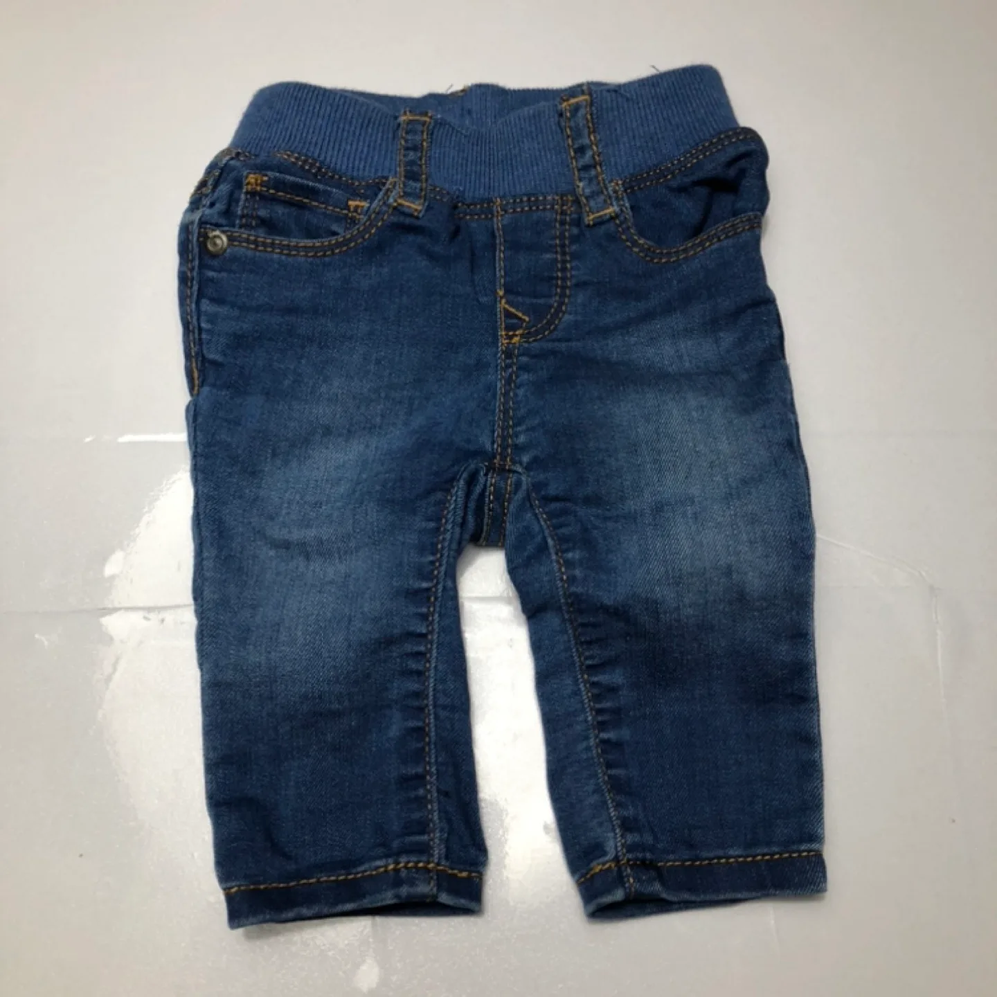 Calvin Klein Baby Girl Outfit - Size 3/6M image indicator(5)