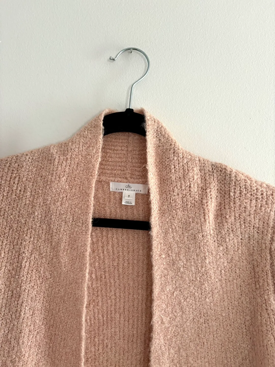 Blush pink fuzzy cardigan ! image indicator(2)