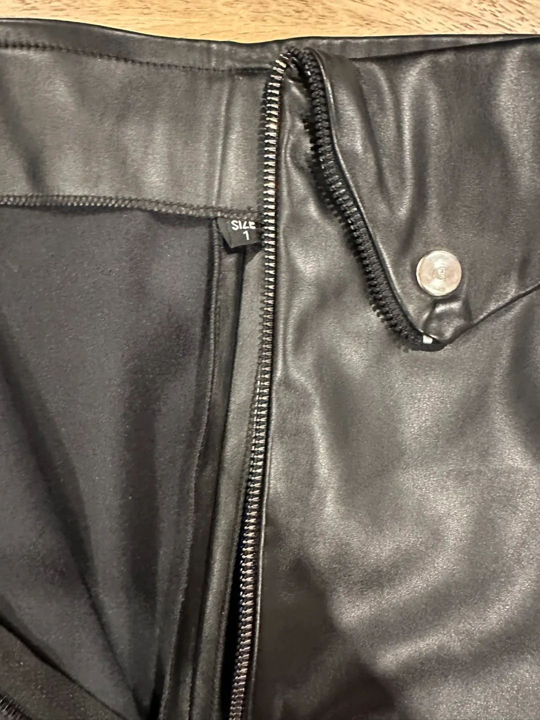 Black Faux Leather Mini Skirt Size 1 image indicator(2)