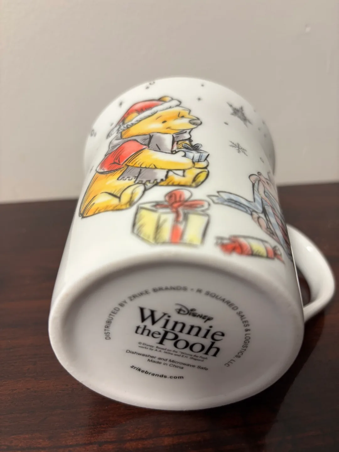 Winnie the Pooh Christmas Mug image indicator(2)