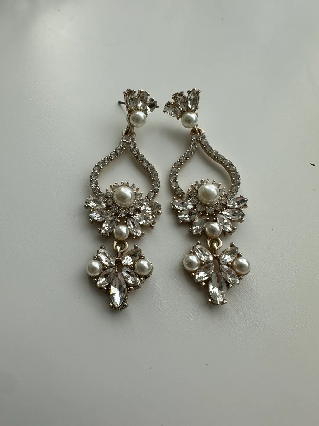 Gorgeous Dangle & Stud Earrings -  Variety of Styles! 💚 image indicator(3)