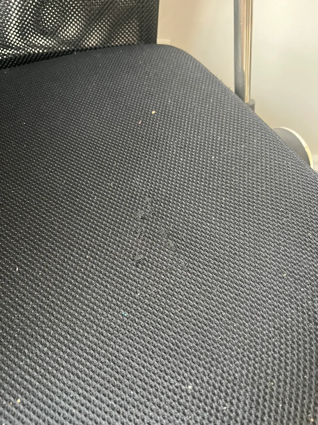 Black Mesh Office Chair with Chrome Base image indicator(4)