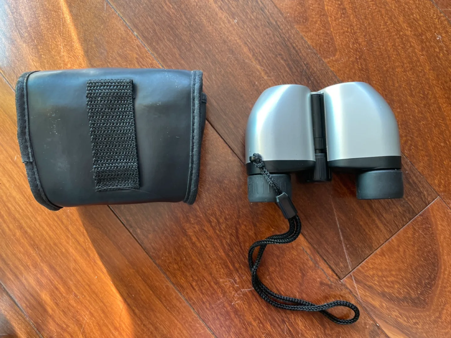 Small binoculars with case (7x18) image indicator(2)