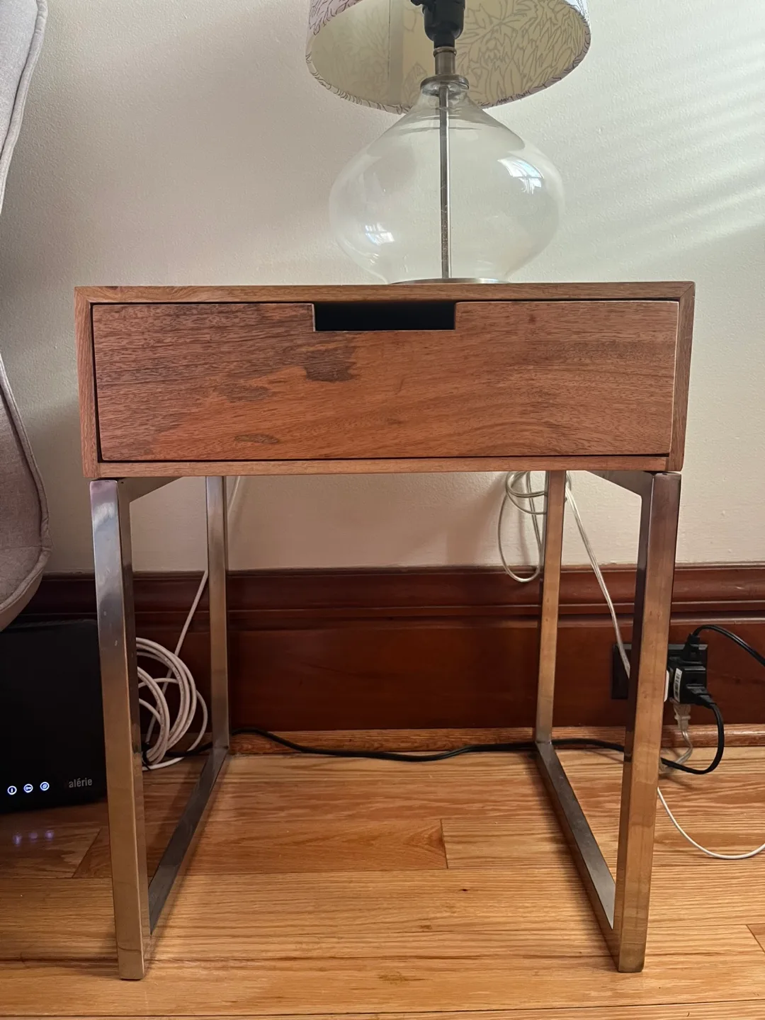 Side table thumbnail