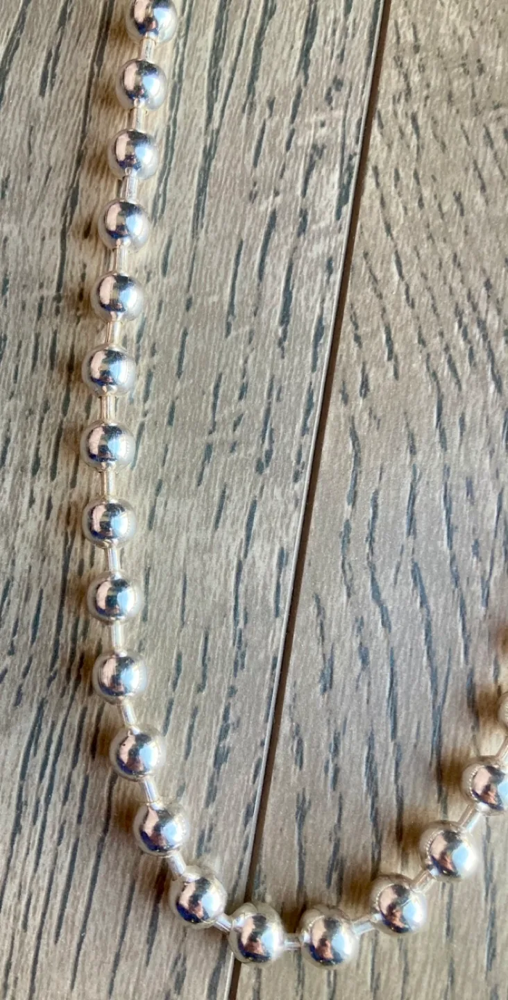 Claire's Silver Beaded Necklace - 20" + 4" image indicator(4)