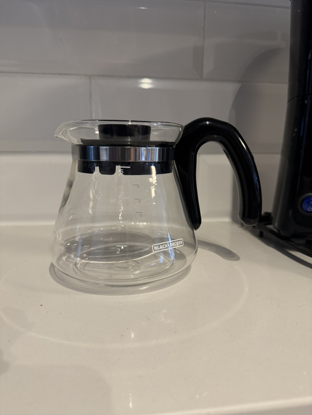 Black + Decker  4-Cup Coffee Maker - photo 2