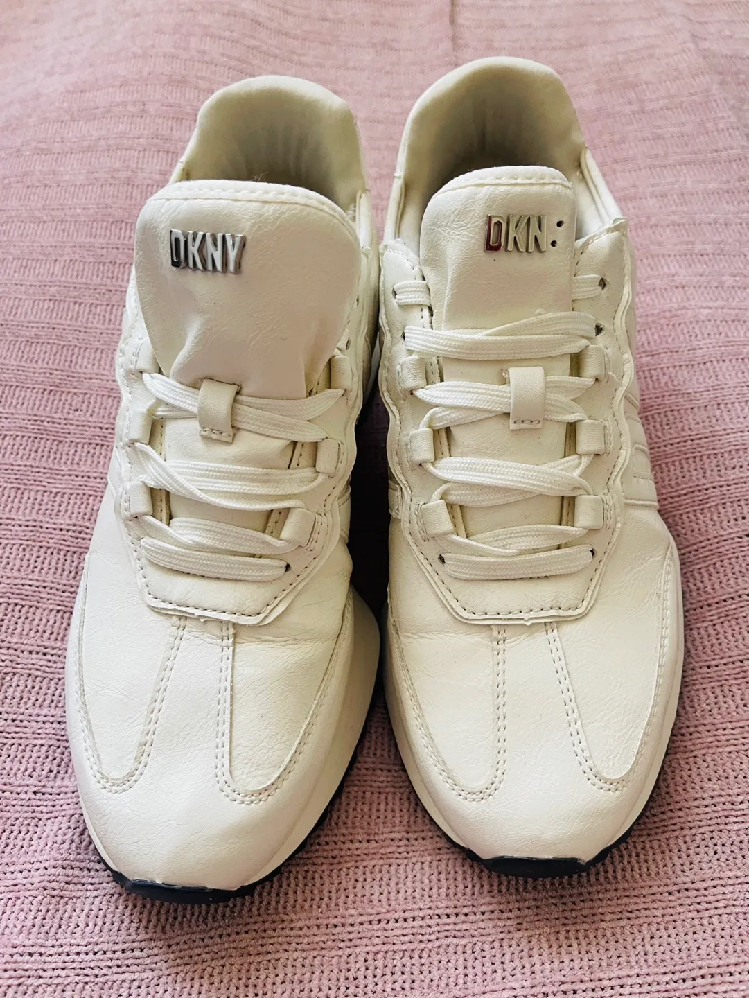 DKNY Women's White Leather Sneakers - Size 9.5 M thumbnail