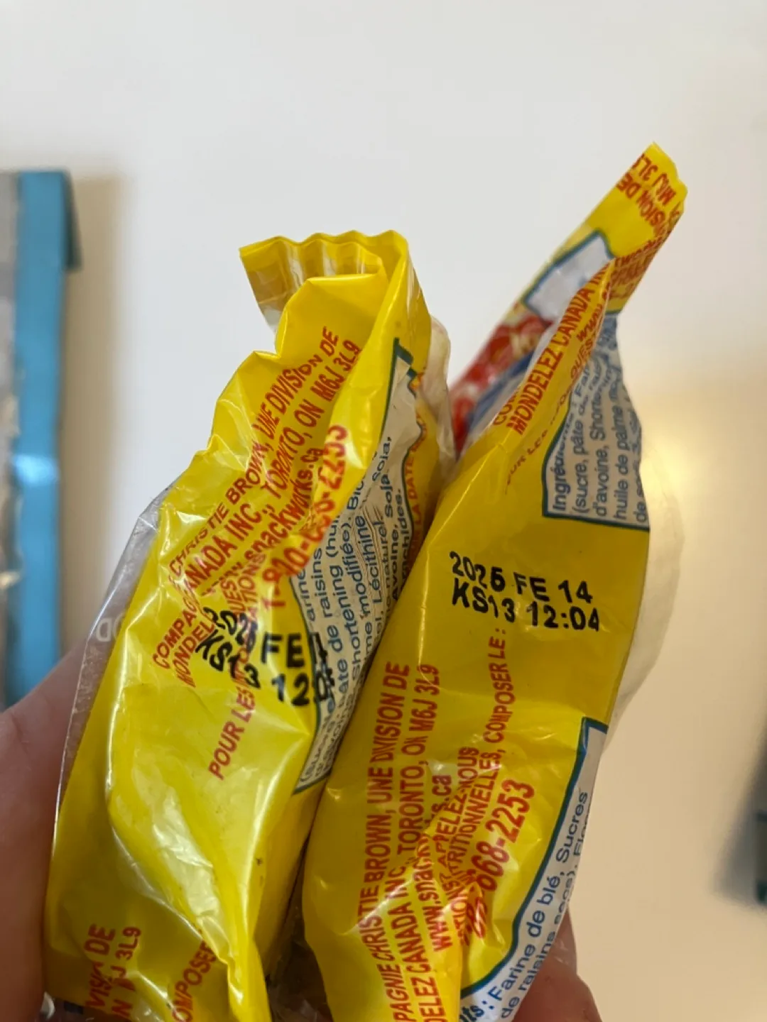 Land O Lakes Birthday Cake Cocoa Mixes and Dads Cookies image indicator(3)