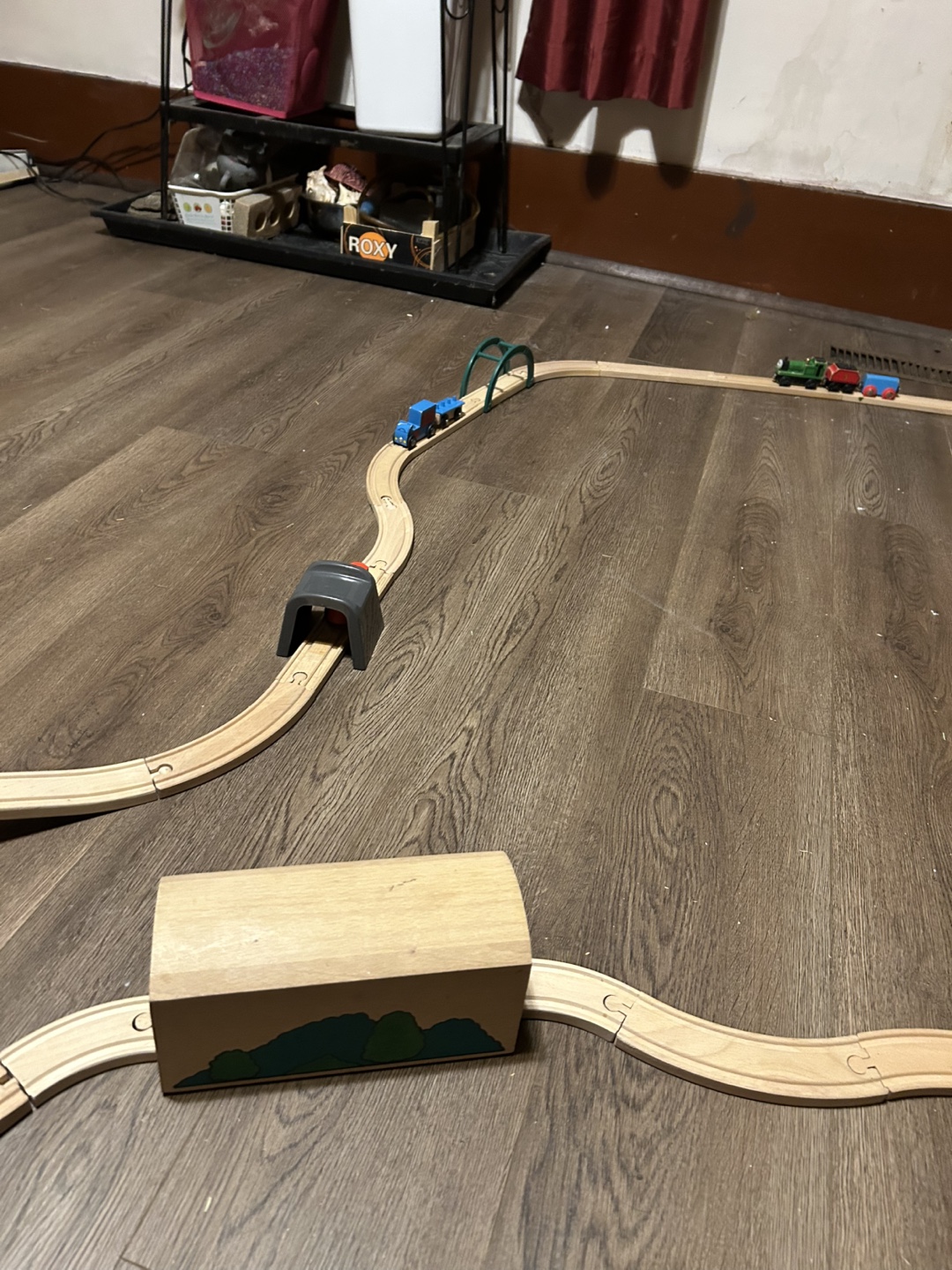 Large Wooden Train Set with Multiple Cars and Accessories - photo 5