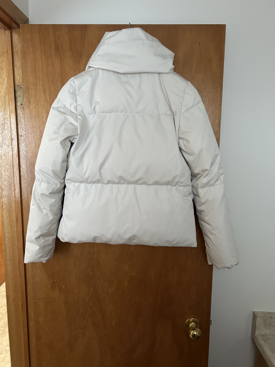 Women's Lacoste puffer jacket - photo 4