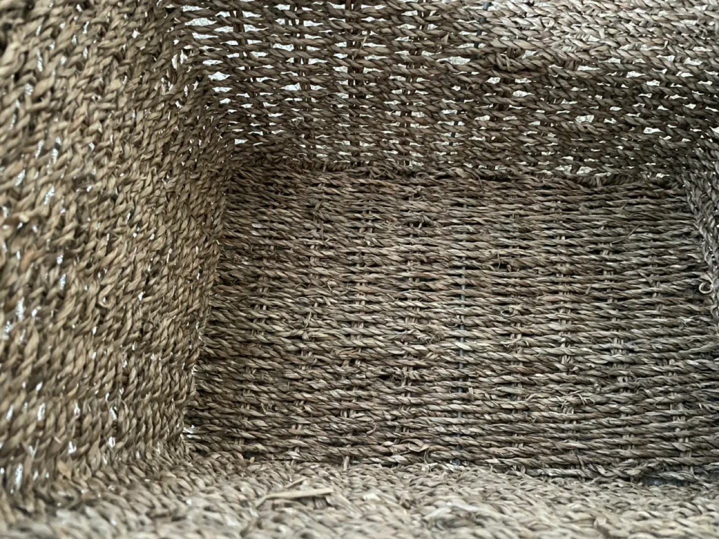 Set of Two Woven Seagrass Storage Baskets with Handles image indicator(3)