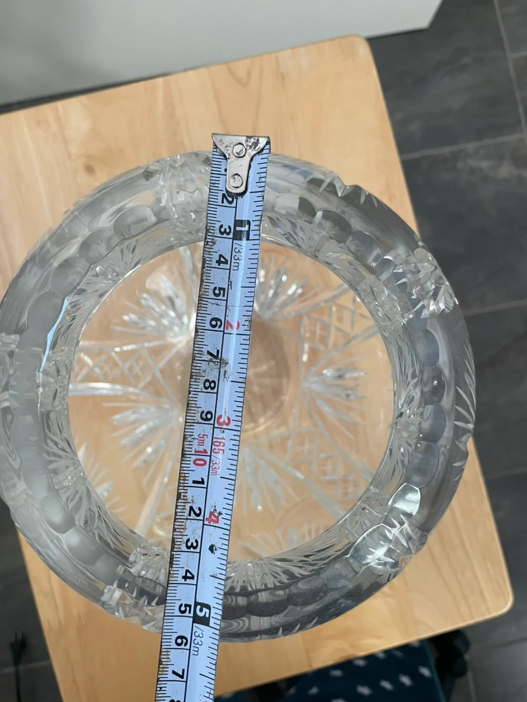 Crystal cut glass vase image indicator(2)