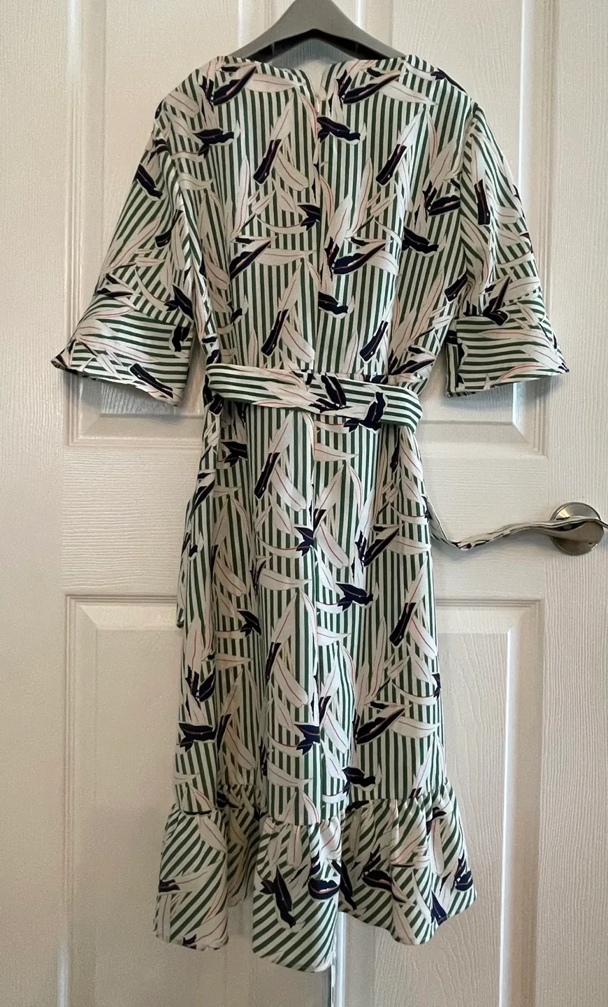 Green and White Striped Dress with Leaf Print image indicator(2)