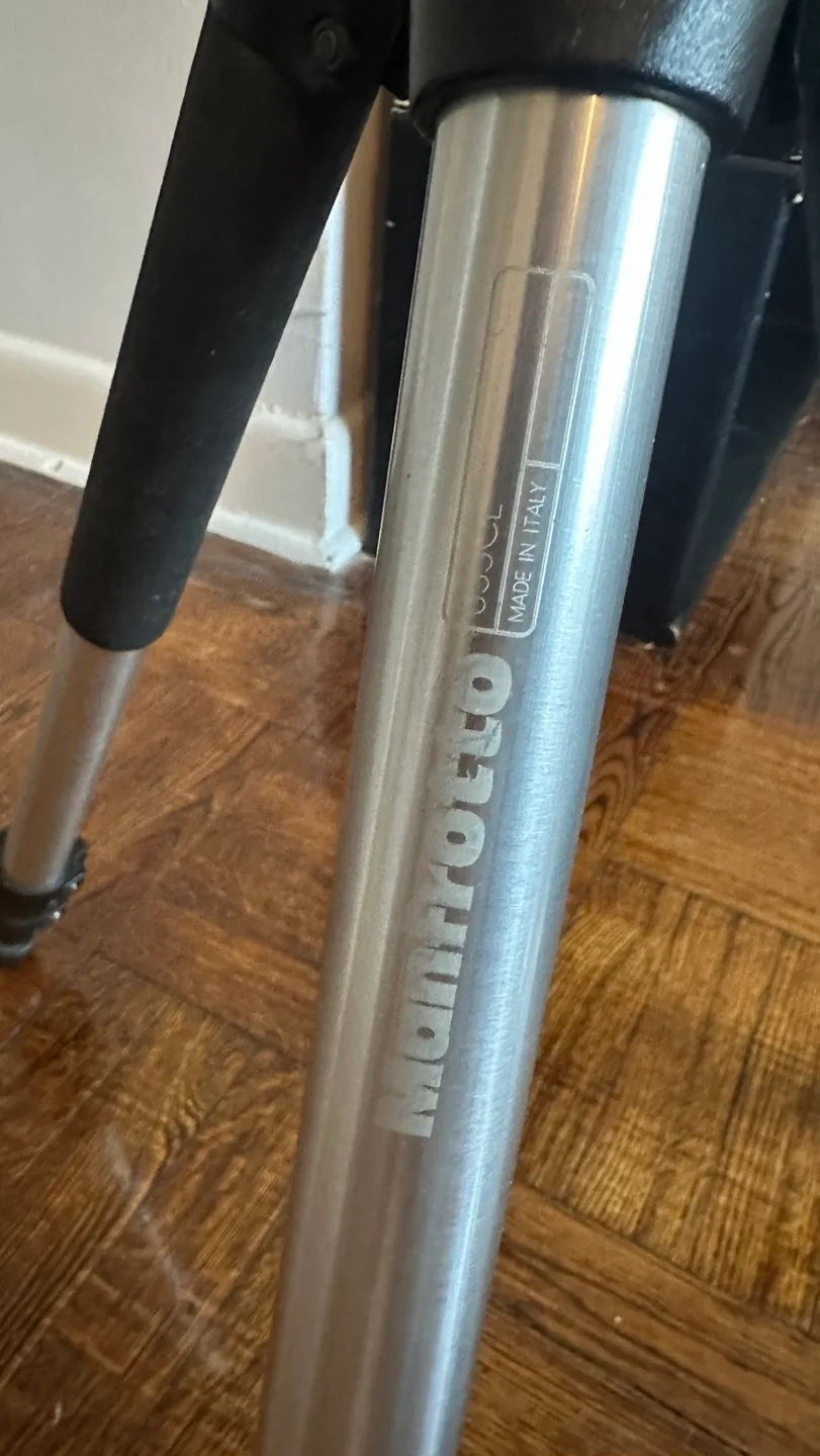 Manfrotto Tripod - Lightweight and Portable image indicator(3)