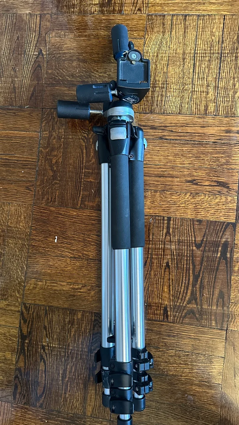 Manfrotto Tripod - Lightweight and Portable thumbnail