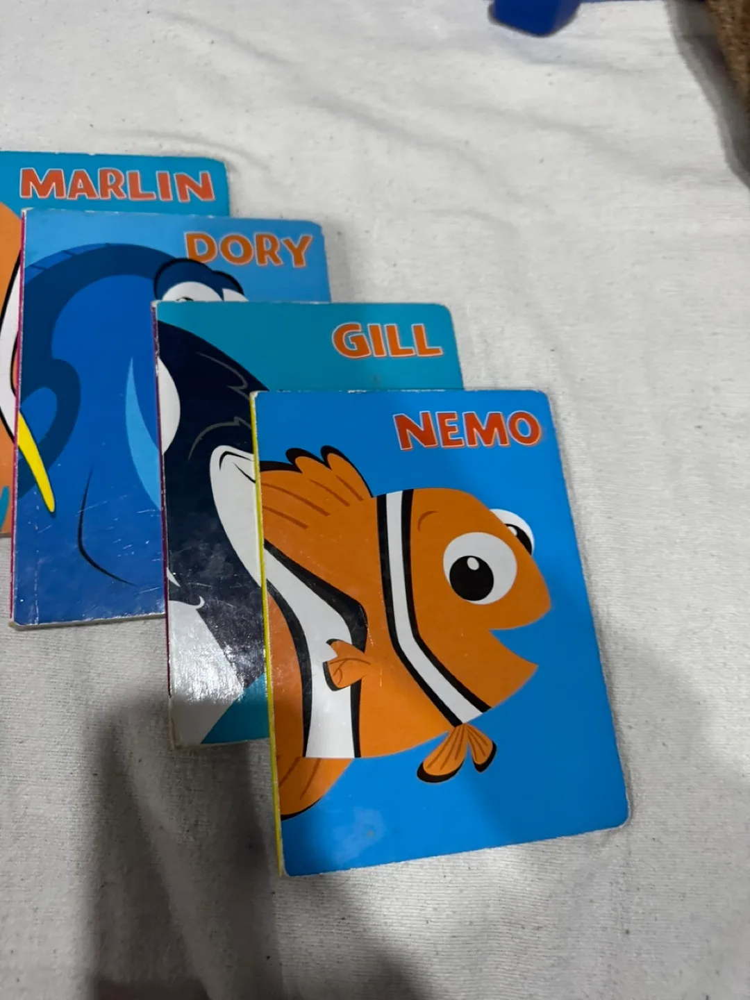 Finding Nemo Meet the Characters Book Set image indicator(2)