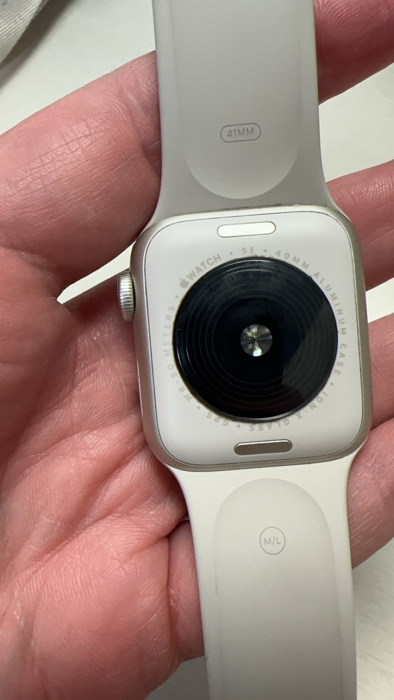 Apple Watch SE 40mm - photo 2