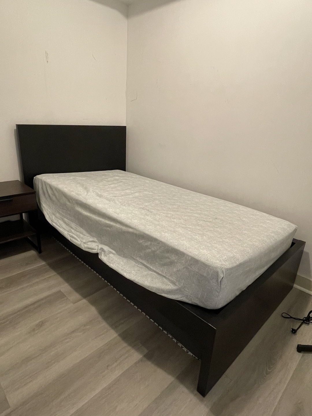 IKEA MALM Single Bed Frame - Dark Brown - photo 2
