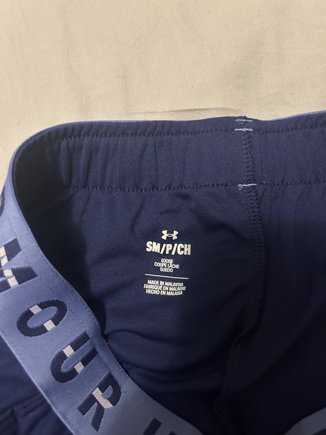 Under Armour Women's Loose Fit Shorts Size Small - photo 2