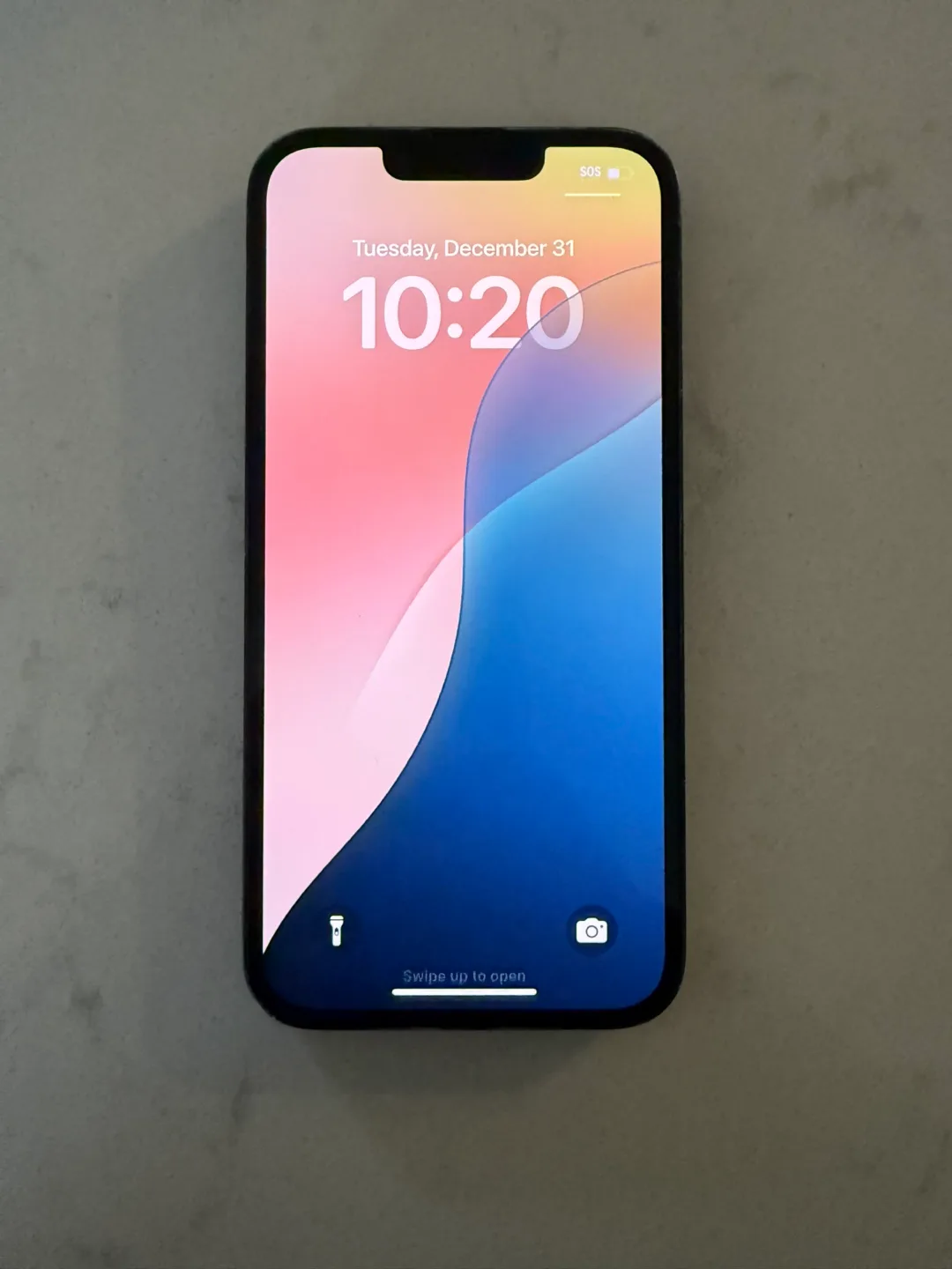IPHONE 13 128GB UNLOCKED 9/10 CONDITION $400 FIRM thumbnail