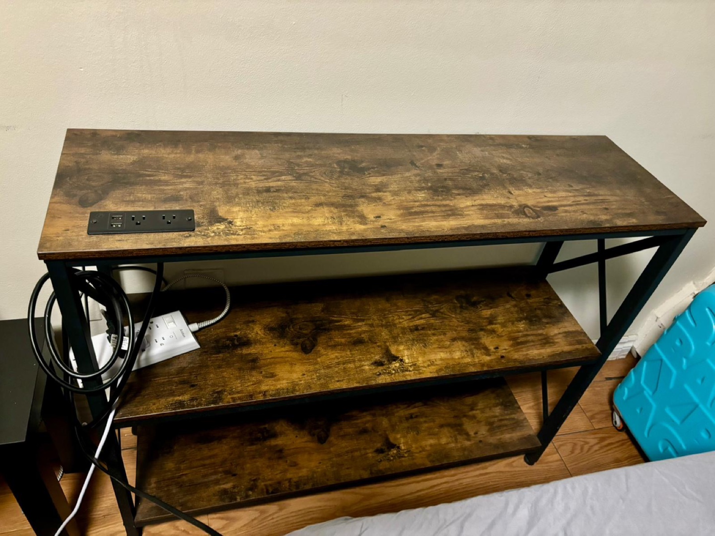 TV Unit - Rustic 3-Tier Shelving Unit with Built-in Power Strip - photo 4
