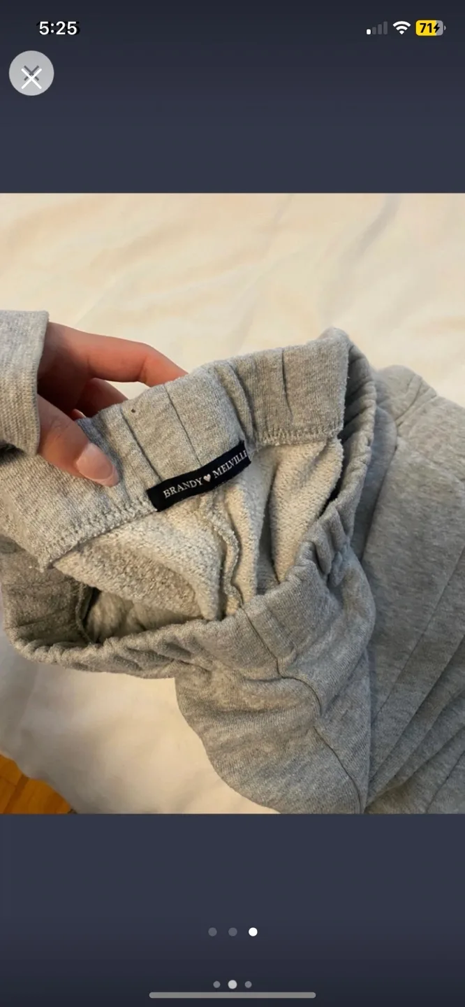 Brandy Melville sweatpants image indicator(3)