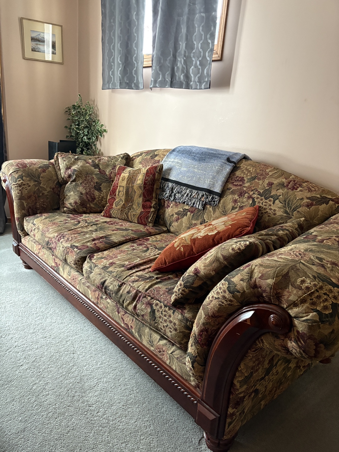 Floral Sofa and Ottoman Set - photo 4