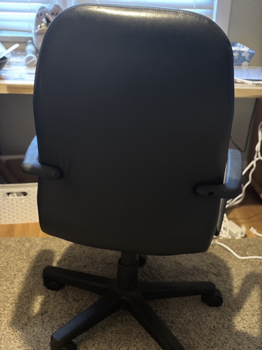 Black faux Leather Office Chair - photo 2