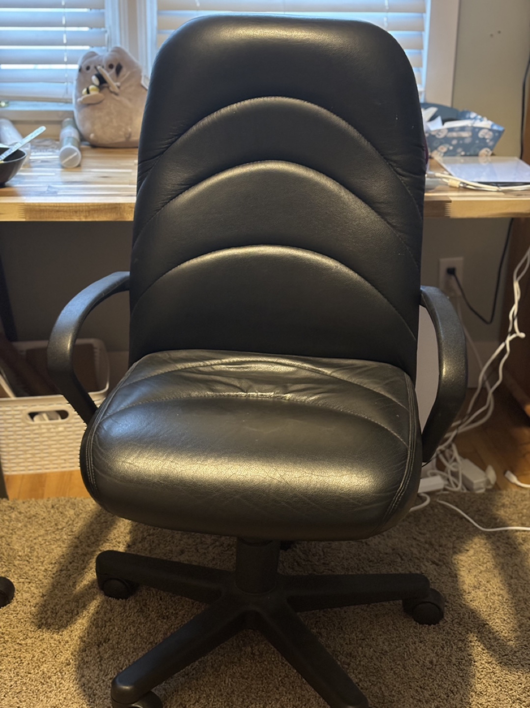 Black faux Leather Office Chair