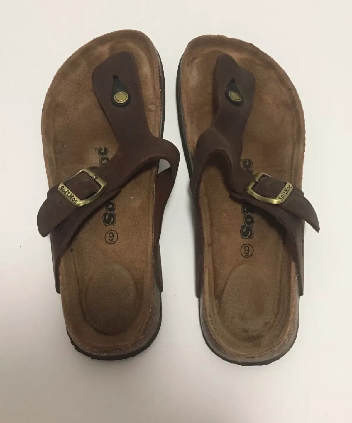 Soft Moc Women's Slip On Thong Brown Sandal Size 9 Comfy Lightly image indicator(3)