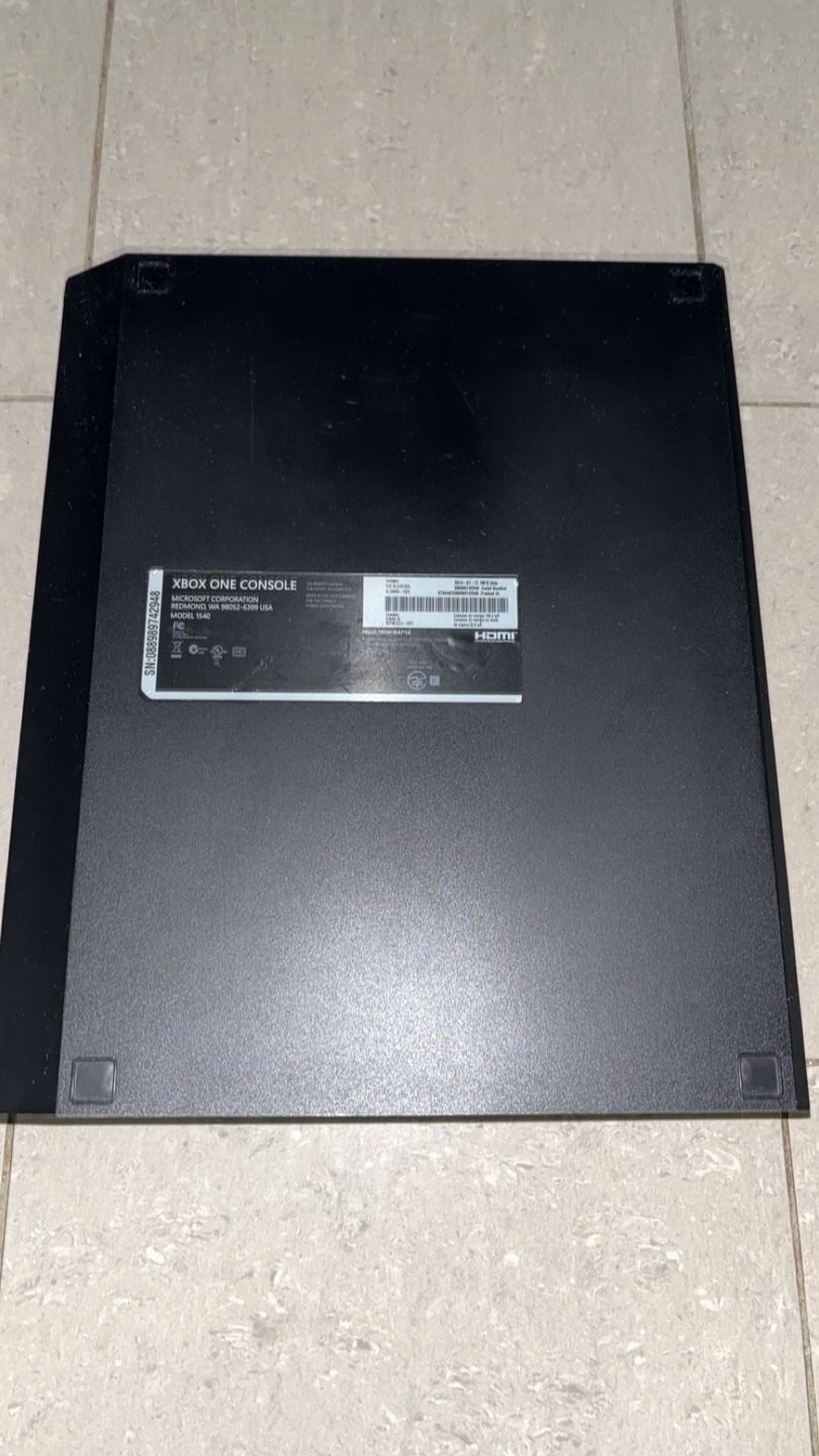 Xbox One Console - 500GB - photo 4