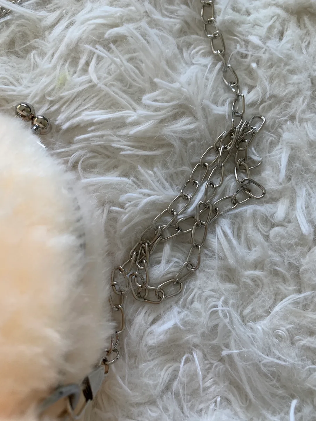 Adorable Chick Shaped Plush Crossbody Purse image indicator(3)