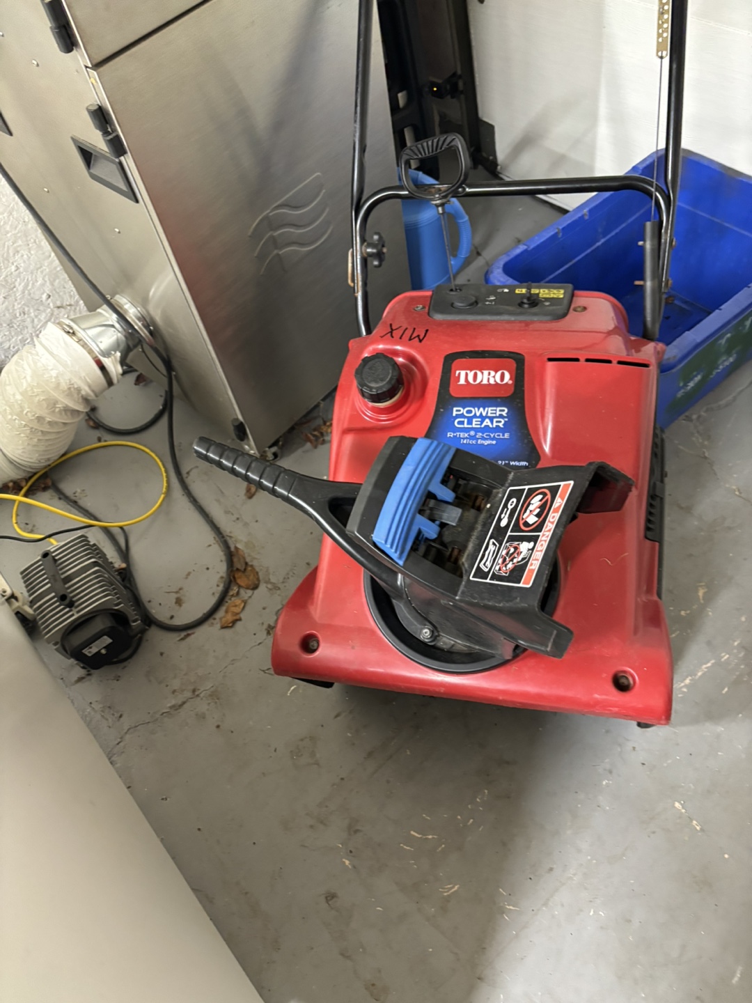 Snowblower Toro 21” Power Clean Rtek 2 Cycle - photo 4