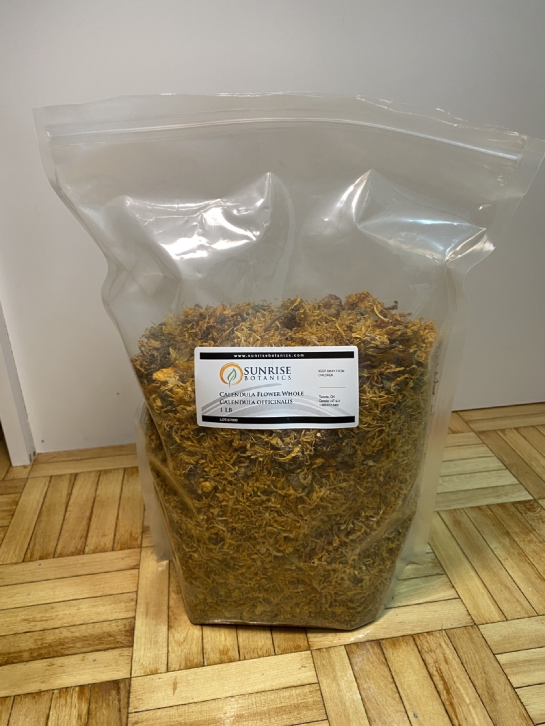 Bag of Calendula Flower Whole “Sunrise Botanics” 1 lb